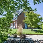 Holiday home Haushaelfte Schobuell *