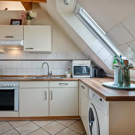 Haushaelfte Schobuell