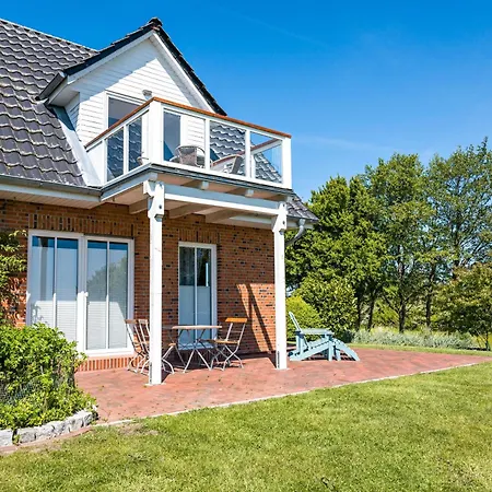 Haushaelfte Schobuell *