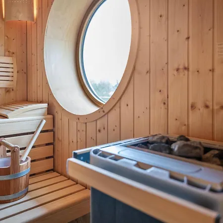 Haushaelfte Schobuell Holiday home